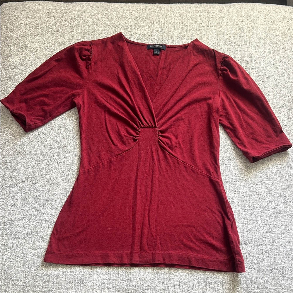 Elegant banana republic Red V-Neck Top
